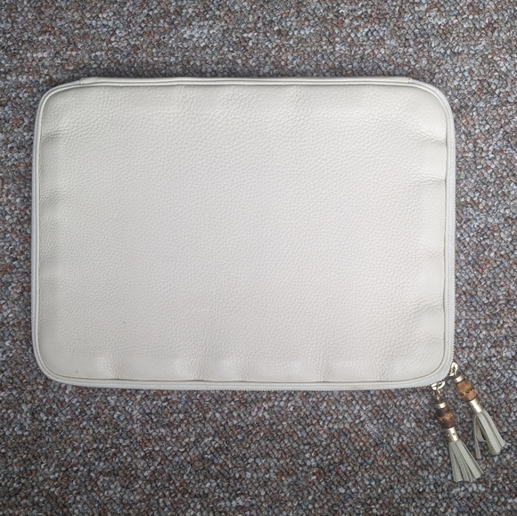 Authentic Gucci Laptop Case - Picture 2 of 7